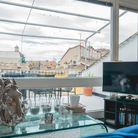 038 - Attico Lussuoso Terrazza Centro Citta' 500m Mare, Parcheggio Gratis Vicino * Chiavari