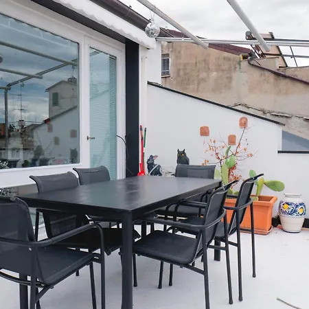 038 - Attico Lussuoso Terrazza Centro Citta' 500m Mare, Parcheggio Gratis Vicino Chiavari