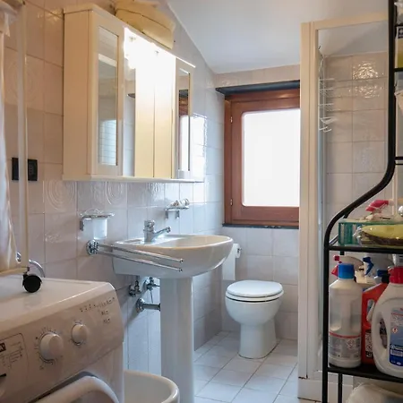Apartment 038 - Attico Lussuoso Terrazza Centro Citta' 500m Mare, Parcheggio Gratis Vicino *